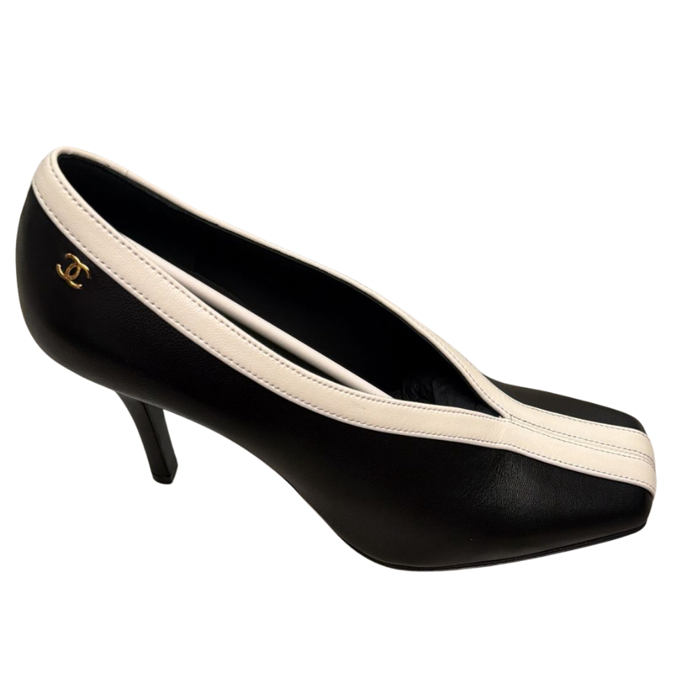 Cropped Faux leather Jacket