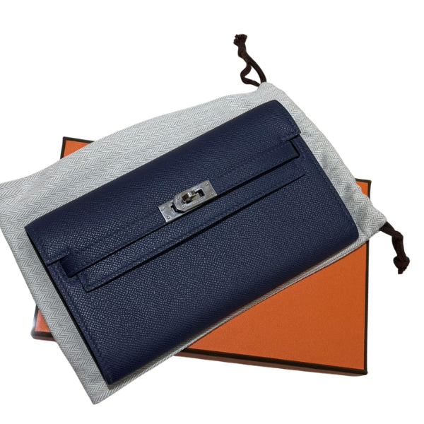 Cropped Faux leather Jacket